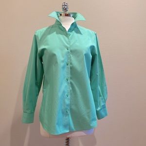 Nina McLemore Green No Iron 100% Cotton Collared Shirt Size 6